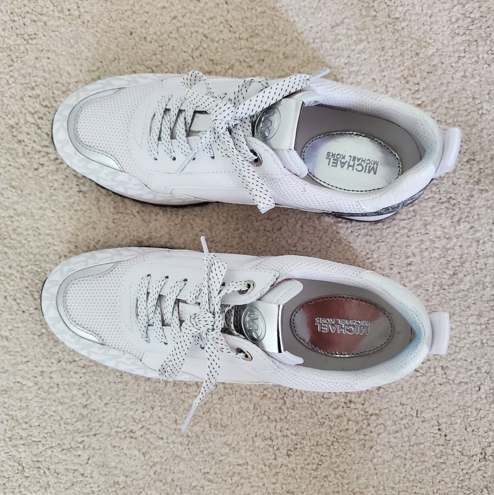 NWOT Michael Kors Wilma Mixed Media Trainer Sneakers Shoes Silver/ White sz6 - Picture 7 of 12